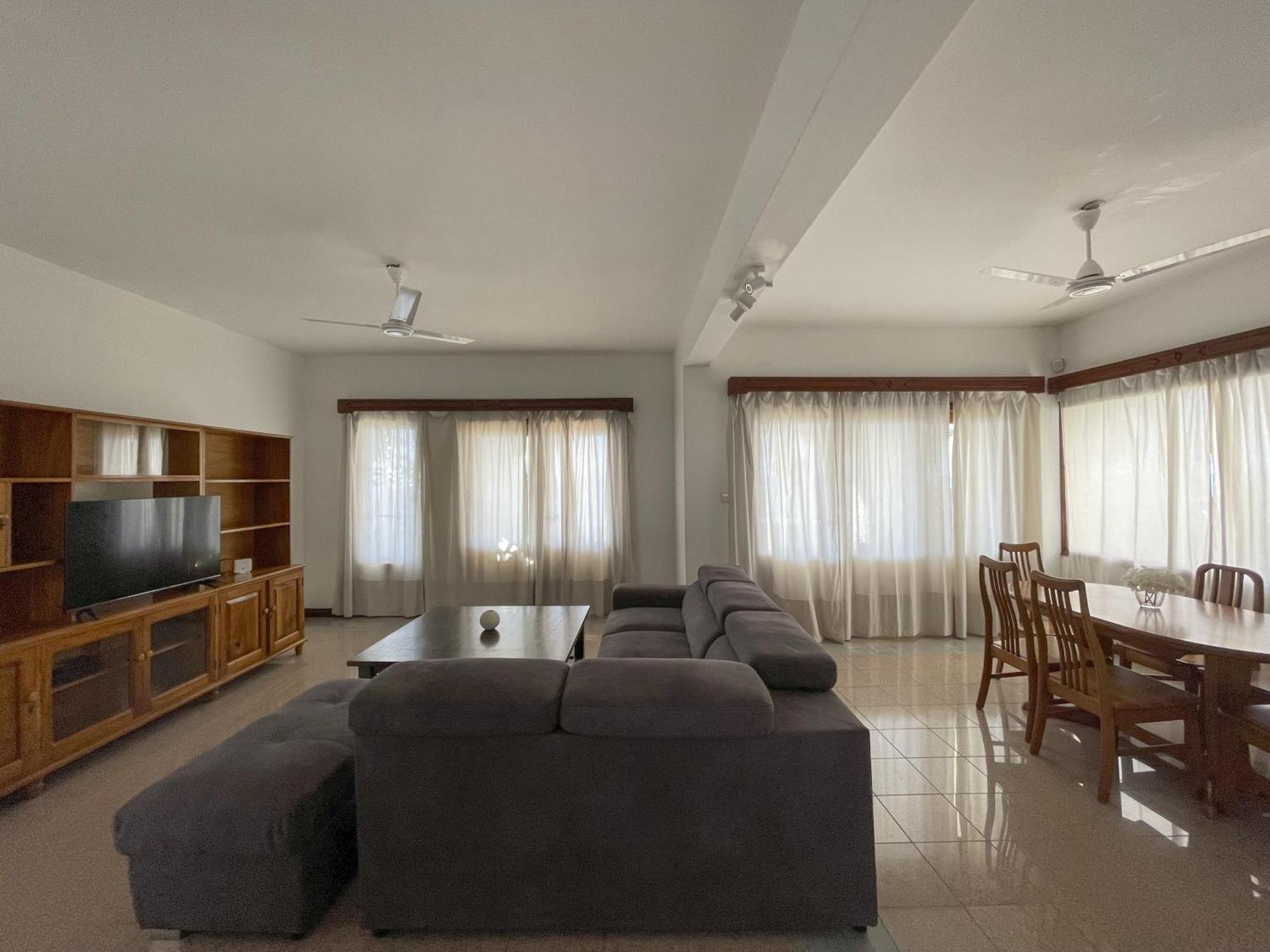 Beach View Villa - Beauvallon Villas 보발롱 외부 사진